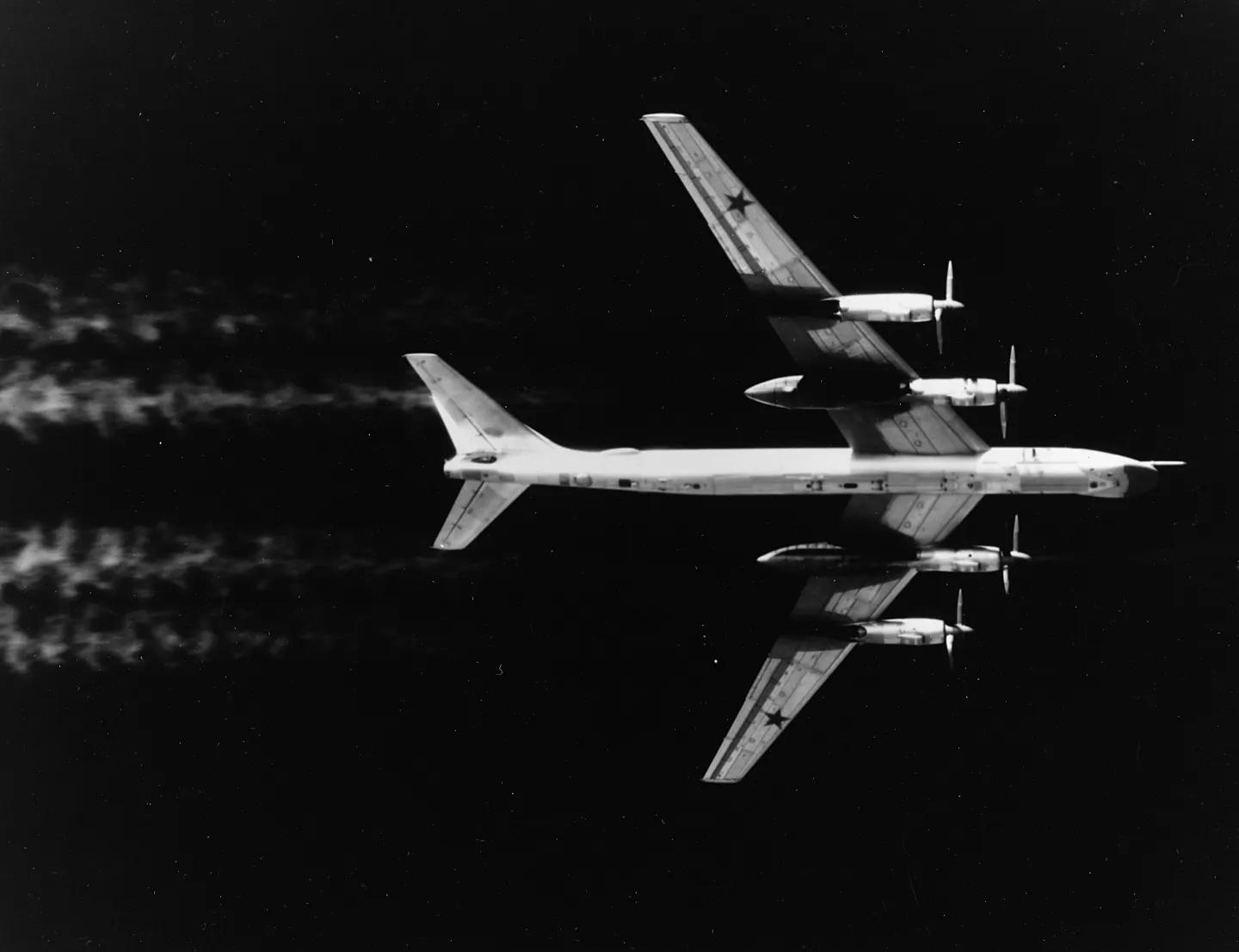 Soviet Tu-95 photographed in flight over the Atlantic in 1963