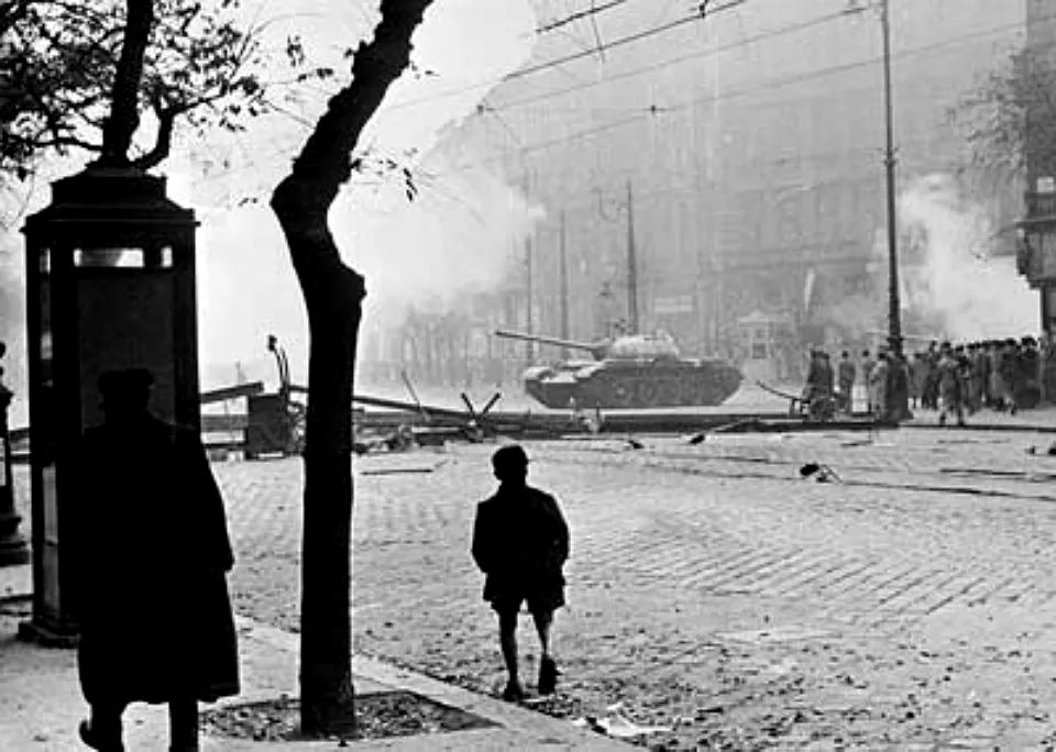 Soviet tank positioned on a barricaded Budapest street during the Hungarian Revolution of 1956