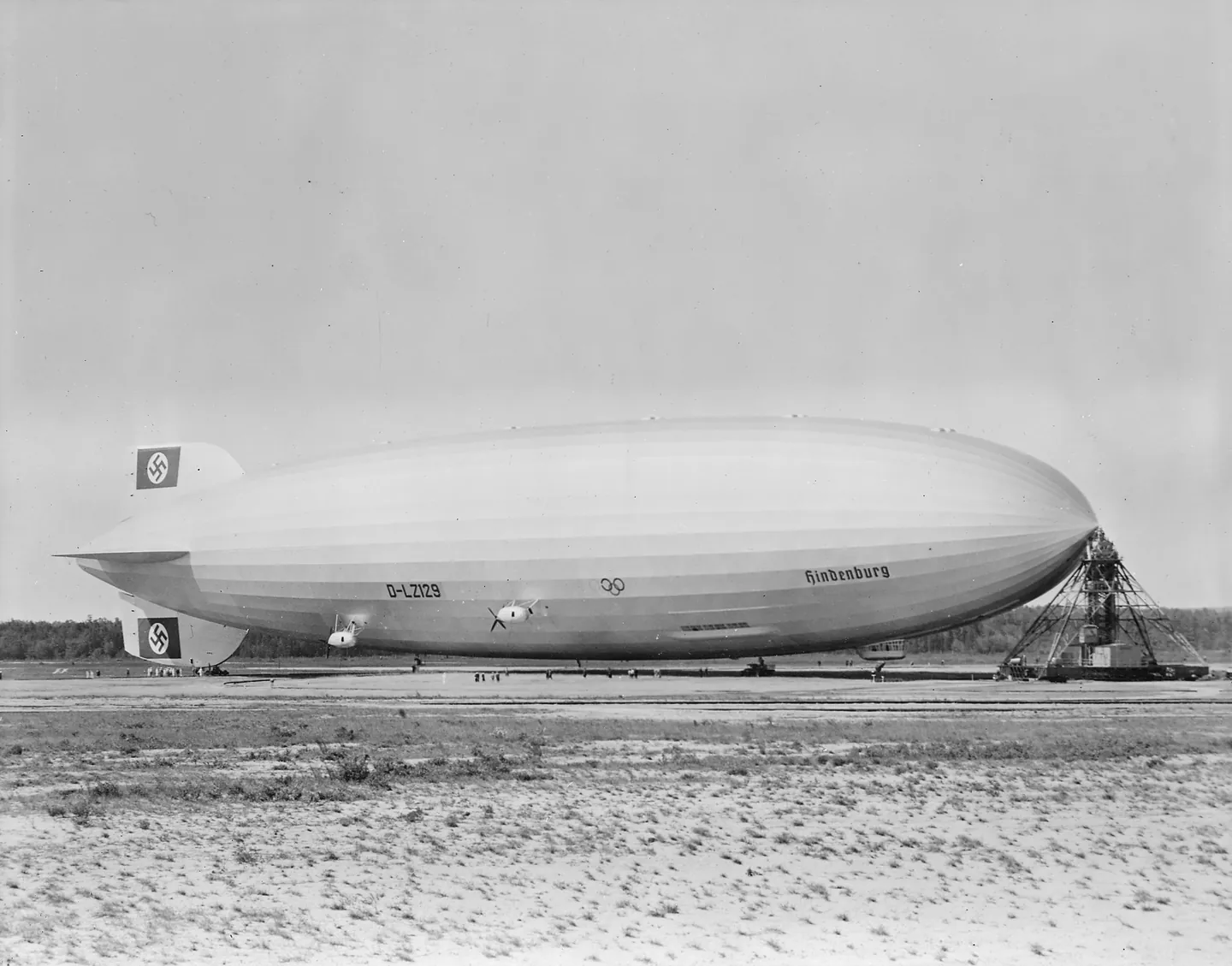 The intact Hindenburg airship at a mooring mast at Naval Air Station Lakehurst.
