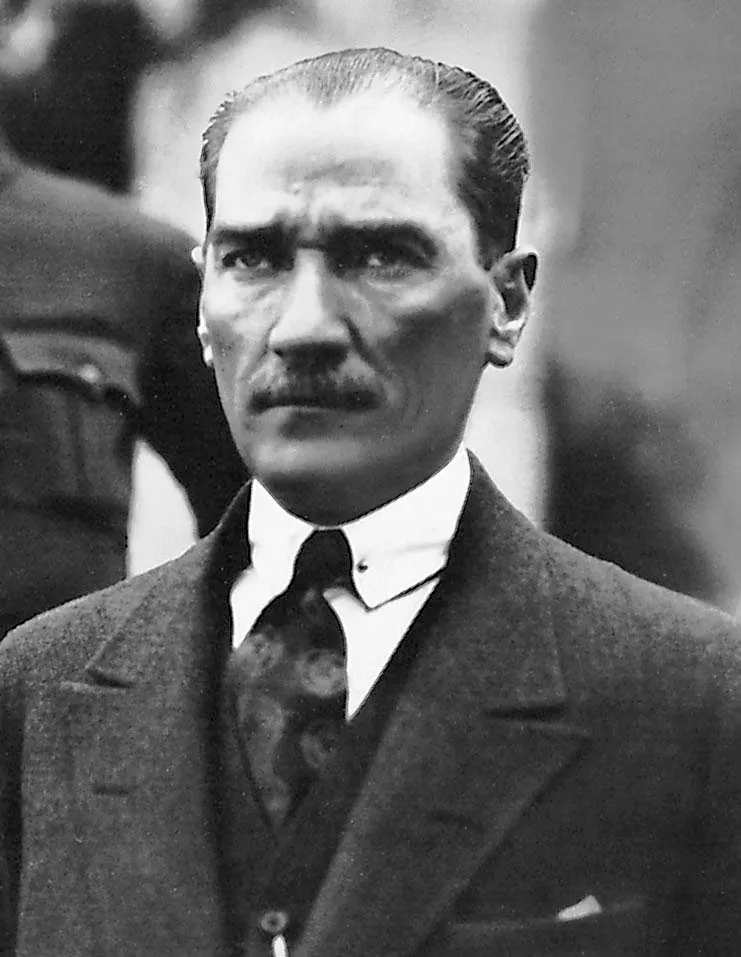 Portrait of Mustafa Kemal in a suit in 1923.